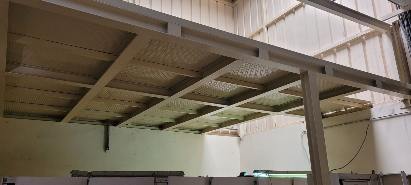 Mezzanine pour local poste transfos